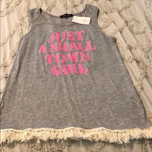 NWT Tee - Size Large girls/Small women’s